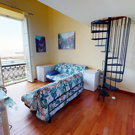 Apartment Avec Mezzanine, Face Mer, Wi-fi, Proche - Fr-1-196-289 *