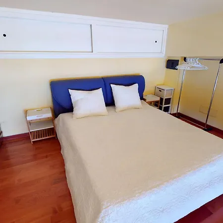 Avec Mezzanine, Face Mer, Wi-fi, Proche - Fr-1-196-289 Menton