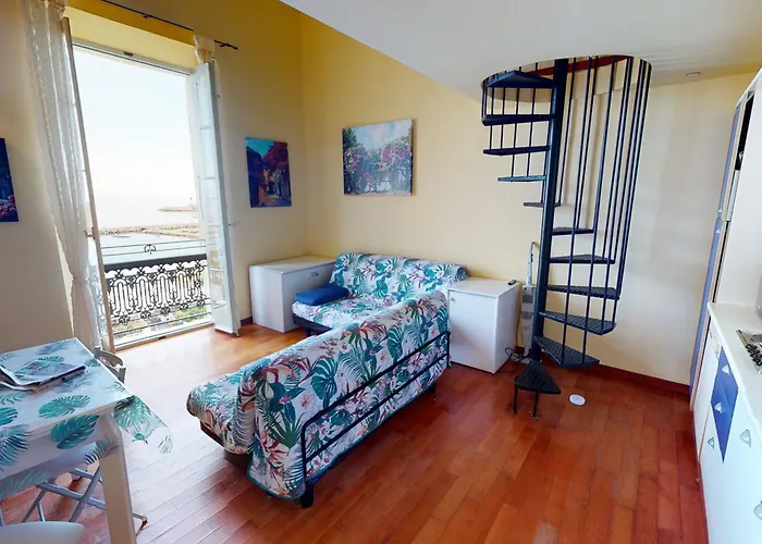 Apartamento Avec Mezzanine, Face Mer, Wi-fi, Proche - Fr-1-196-289 *