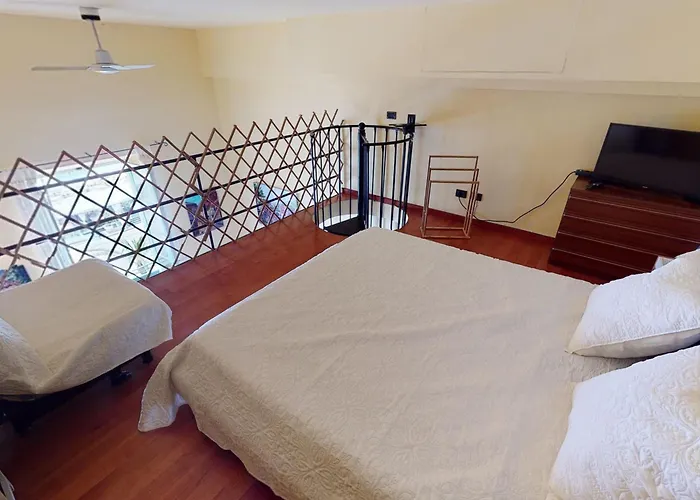 Lägenhet Avec Mezzanine, Face Mer, Wi-fi, Proche - Fr-1-196-289 Menton