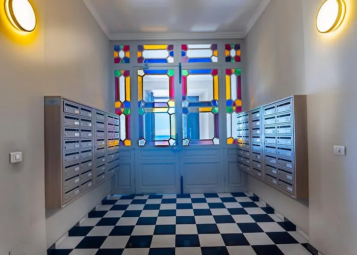 Avec Mezzanine, Face Mer, Wi-fi, Proche - Fr-1-196-289 * Menton